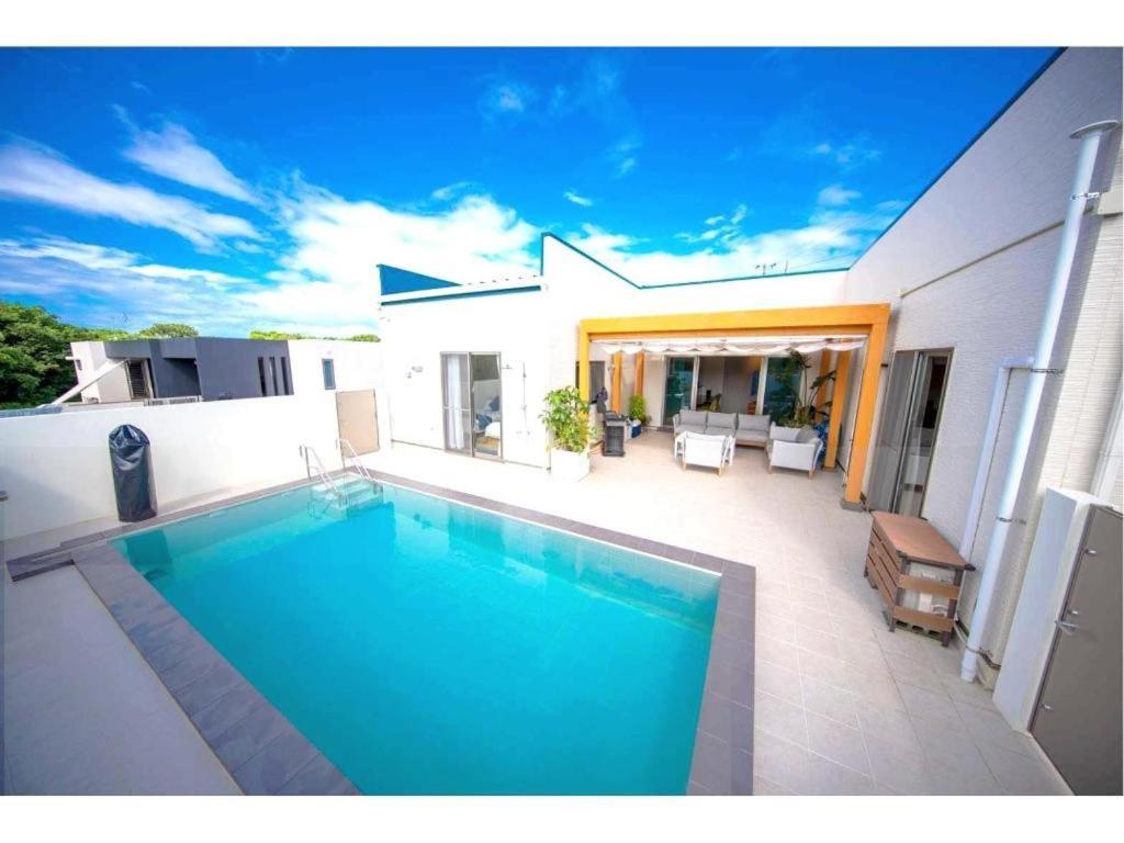 Churaumi Village Pool And Terrace Okinawa Exterior photo